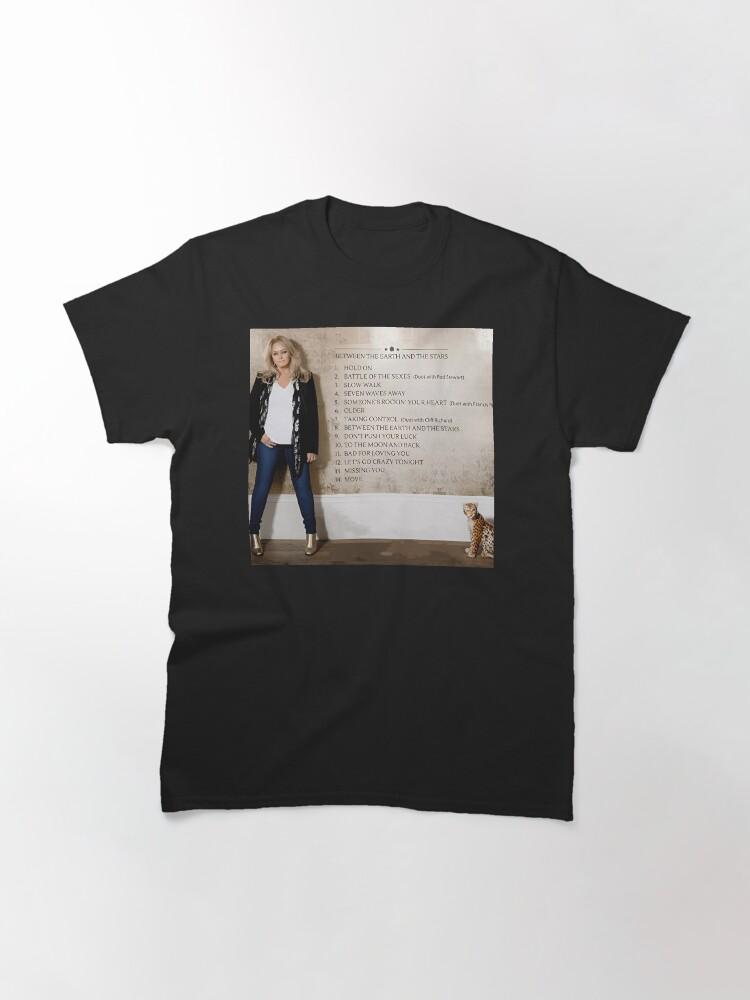Bonnie Raitt Album between the earth and the stars Classic T-Shirt