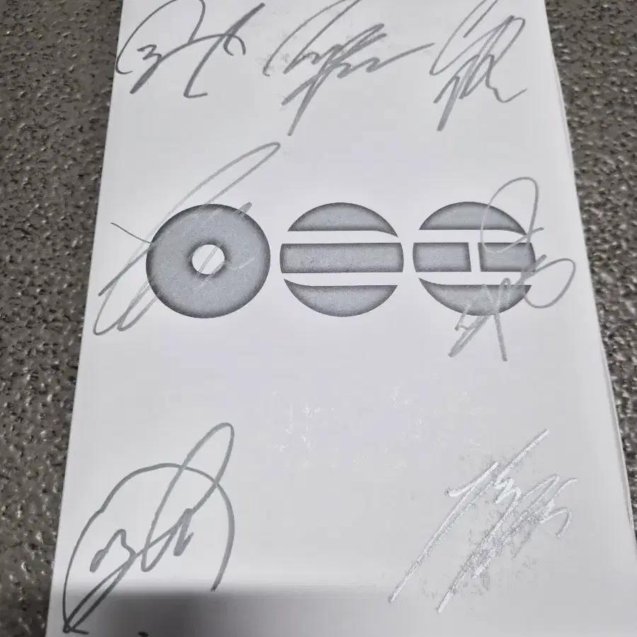 BTS Bangtan Boys Arirang Signed Album