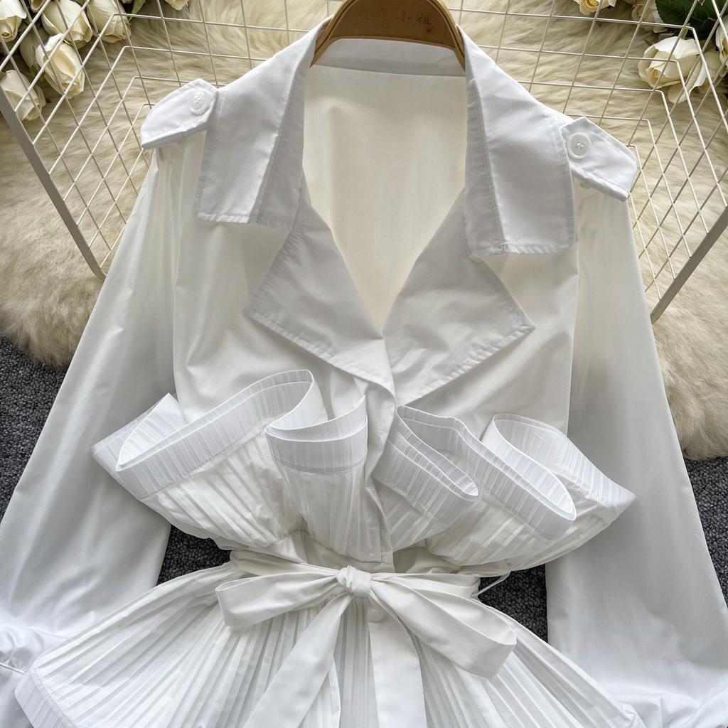 Стиль дочери в стиле легкой роскоши, высококлассная рубашка с воротником-костюмом, женская осенняя куртка с дизайном талии на ремешке и краем в виде лепестков лотоса