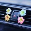 Новый клипса-ароматизатор для дефлектора автомобиля в виде маленькой ромашки франжипани, украшение в виде маленького цветка