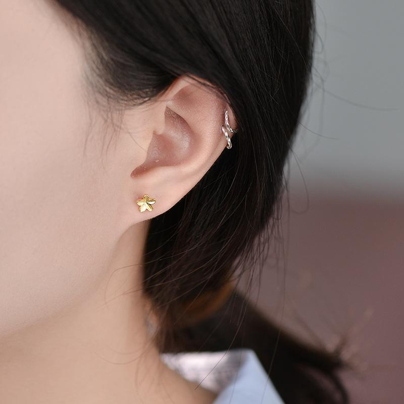 Милые серьги-пусеты с цветочком, темпераментные, роскошные, изысканные, универсальные и простые женские