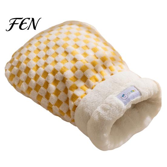 Thickened Cotton Velvet Pet Mat Plush Cat Sleeping Bag, Soft Cozy Cave Bed, Fluffy Warm Comfortable Rabbit Bedding for Cages Puppy Sack, Washable