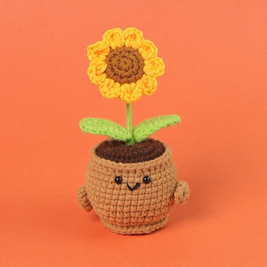 Cute Crochet Sunflowers with Potted Funny Kintted Flower Car Table Decor Handwoven Plant Gift Graduation Gifts