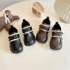 2024 Детские кожаные туфли для девочек Зима Новая мода Корейский стиль Принцесса Элегантный бантик Мягкая подошва Универсальные плюшевые лоферы
