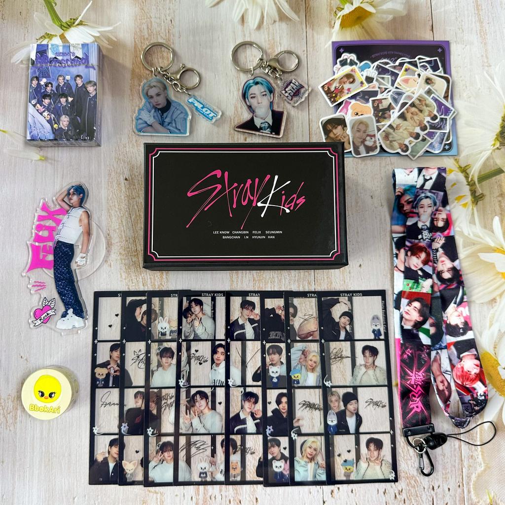 Skzoo Straykids Merch Box Felix Lee Minho Hyunjin Kpop Collection Set Keychains Photocards Stickers Gifts For Fans Personal