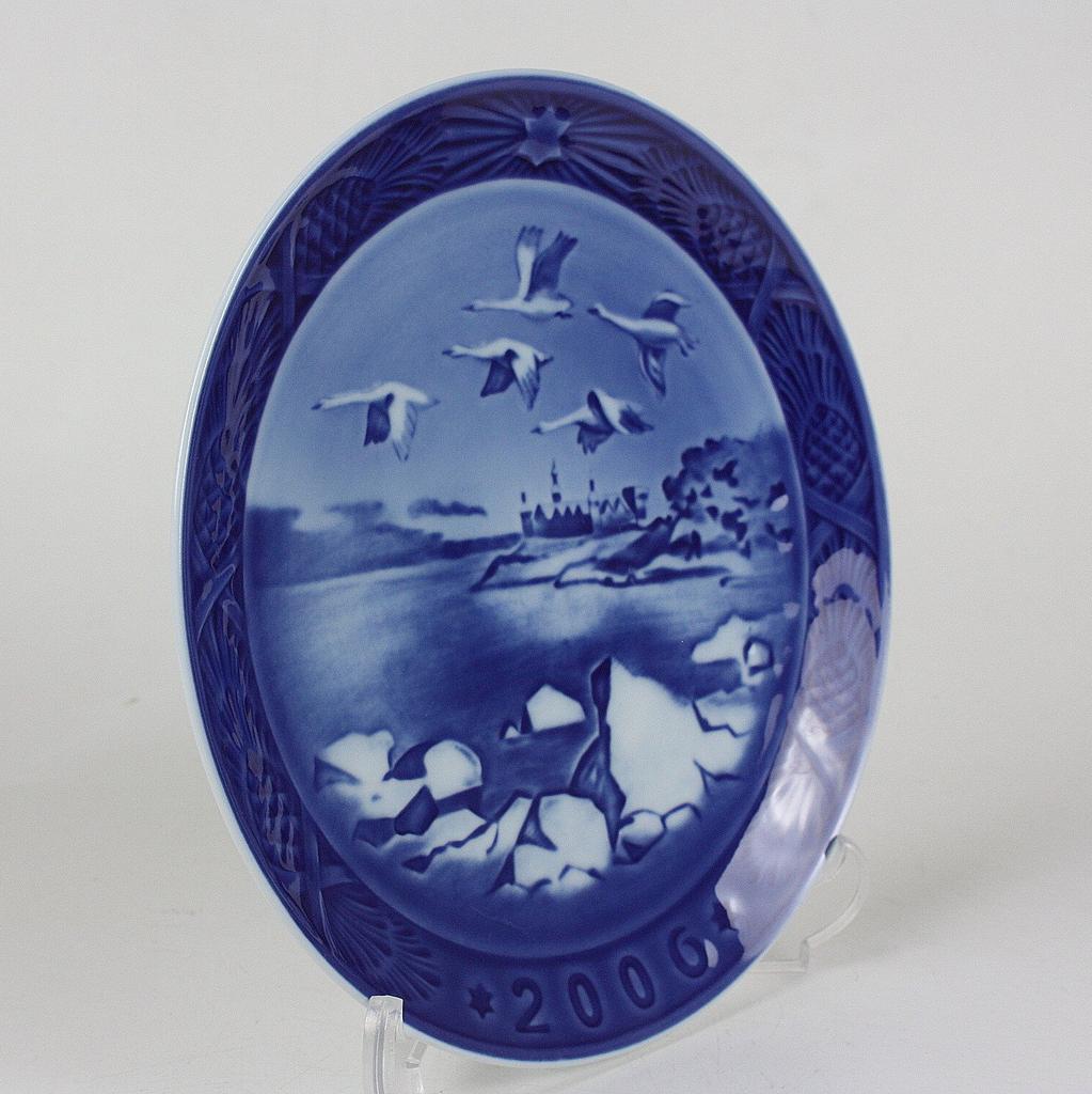 ROYAL COPENHAGEN Годовой номерной знак 2006 года, параллельный импорт