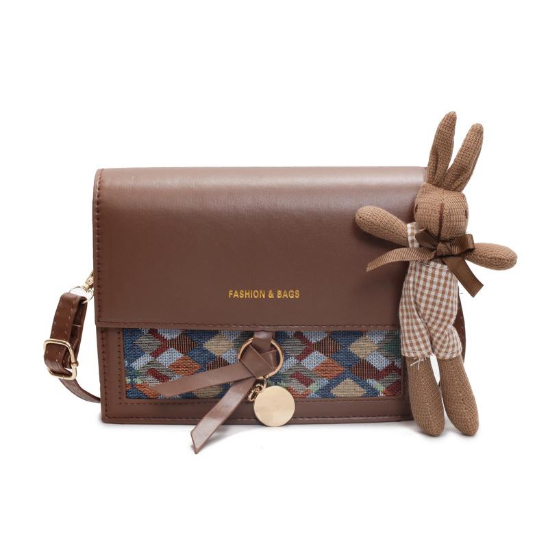 This Year'S Popular Bags Are High-End Textured Messenger Bags, Fashionable Retro Versatile Shoulder Small Square Bags.