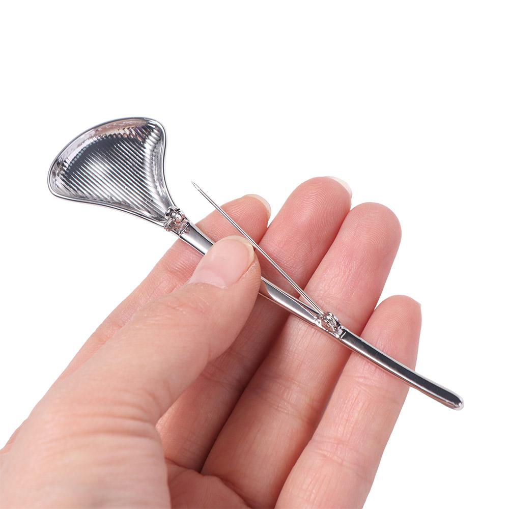 French Style Ginkgo Leaf Brooch Corsage Ornament Metal Glossy Brooch Long Leaf Pin Suit