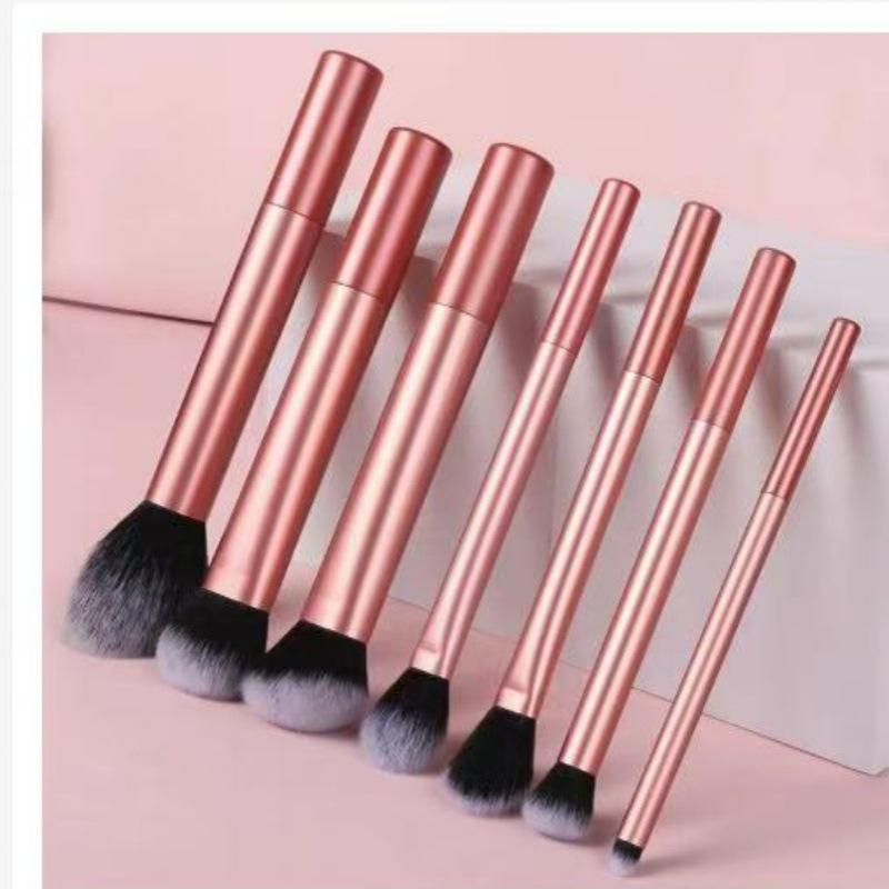Профессиональный набор кистей для макияжа: Включает кисти для пудры, консилера, теней для век и румян - Портативные инструменты для красоты