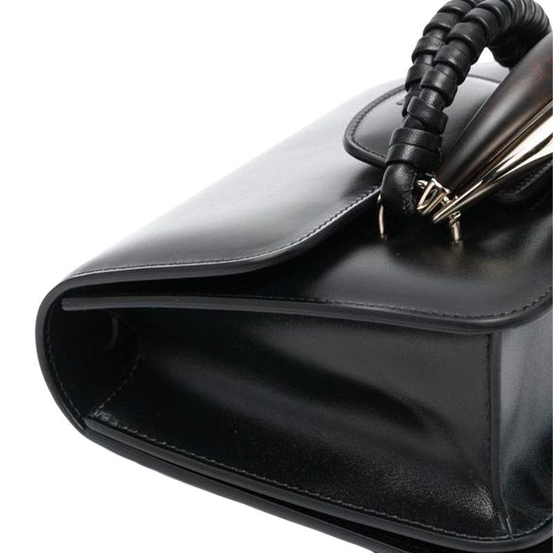 Chloe Letter Embossed Crossbody Leather Shoulder Bag Women Bags Black CHC22-US500H27-001