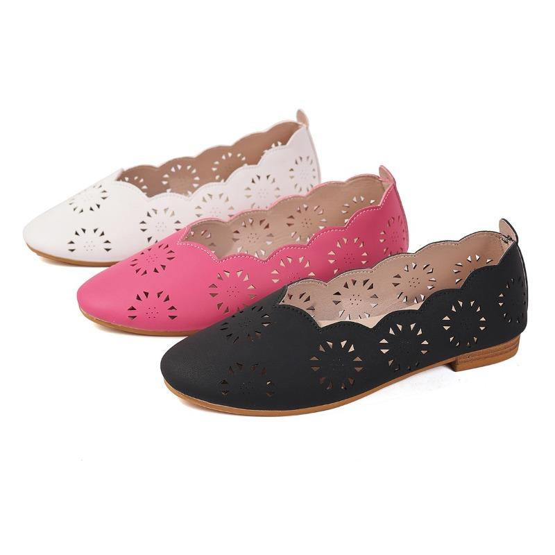 Женские туфли на плоской подошве с круглым носком, с вырезами, дышащие, удобные повседневные туфли-слипоны