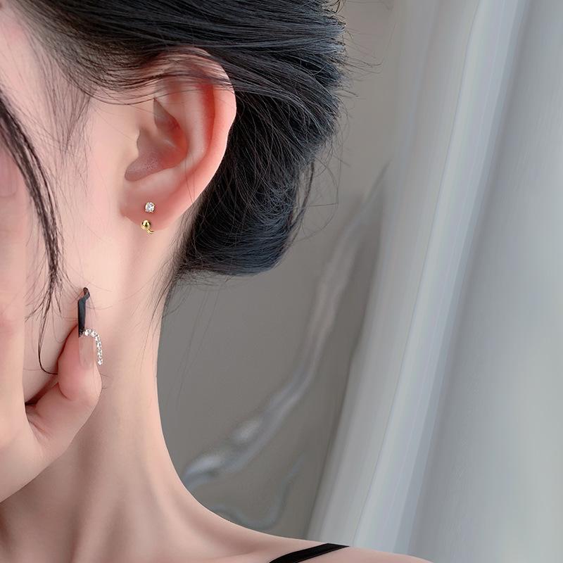 Маленькие и свежие серьги-крючки с бриллиантами Серьги-винты, не снимая Серьги для прокалывания ушей Легкие и роскошные серьги