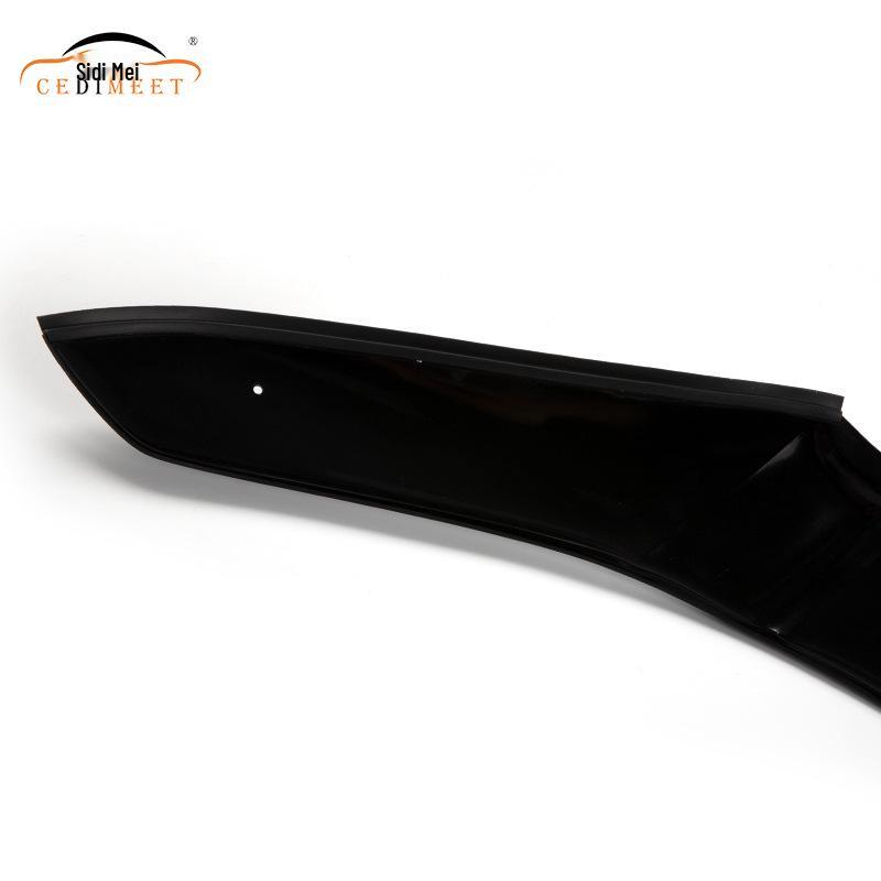 Дефлектор капота от гравия для Hilux Revo