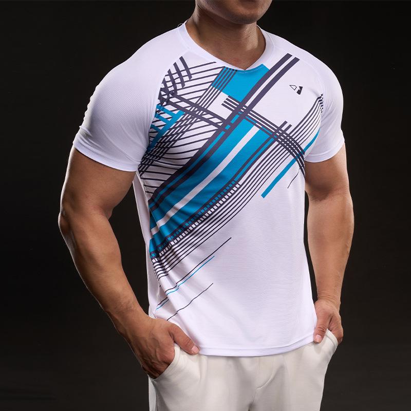 Ice Silk Thin Short-sleeved T-shirt Men's Loose Casual Sports Seamless Large-size Tops for Men's Cool Quick-drying Clothes