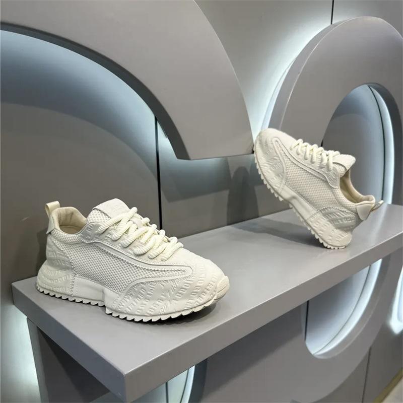 Fashion Solid Color Anti Slip Fashionable Breathable Increased Comfort Casual Shoes Popular New Running and Sports Shoes for Teenagers