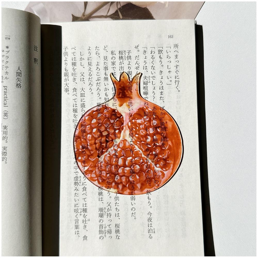 Durable Acrylic Bookmark Simulation Fruit Transparent Book Reading Marker Clear Book Pages Mark Tool Reading Gift