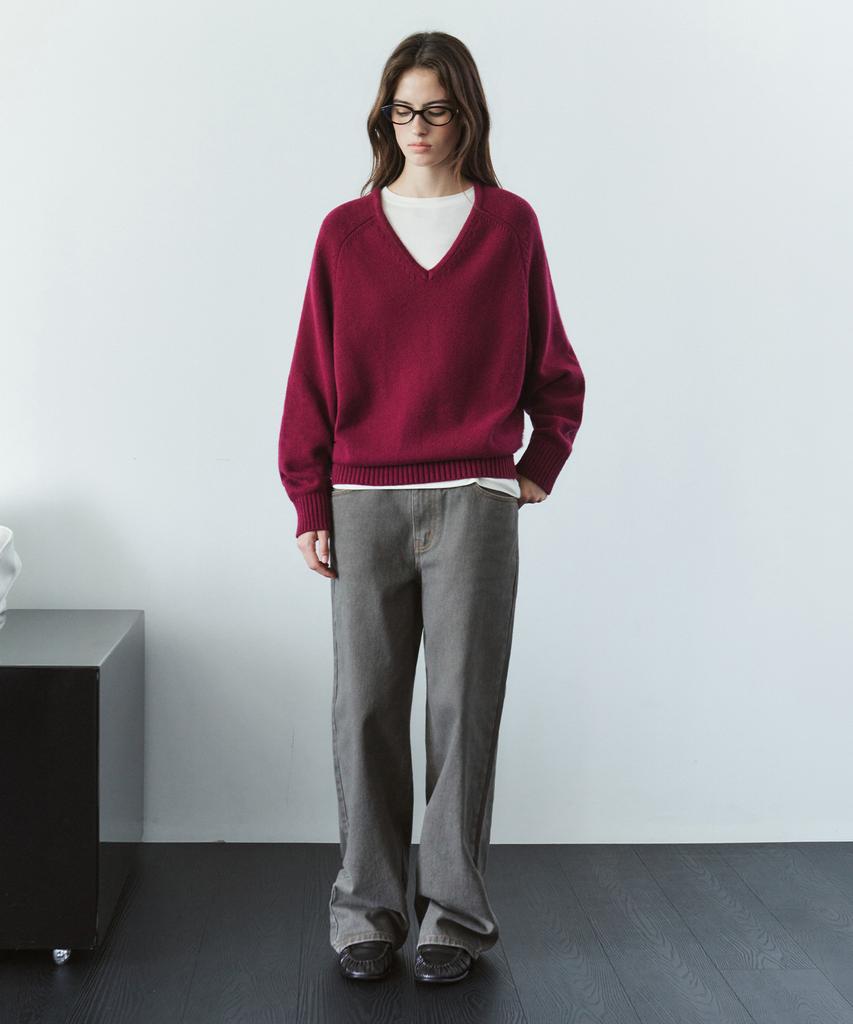 SIYAZU Sikn2156 Wool Blend Loose V-Neck Knit_Wine