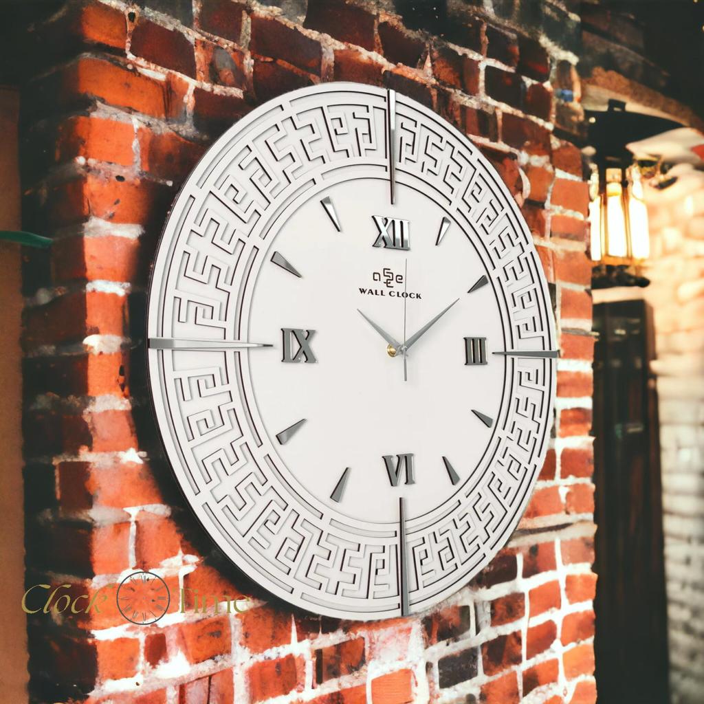 Специальные настенные часы с декоративным зеркалом 50х50см