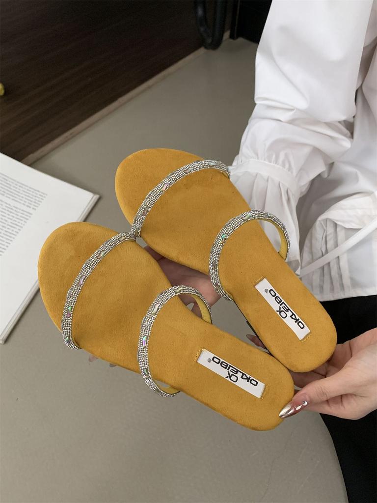 Flat-bottomed Rhinestone Fashion Sandals 2025 Summer French Sweet Yellow Open-toed Vacation Beach Cool Slippers Women's Shoes