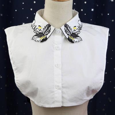 Fashion White Embroidery Fake Collar Woman Detachable Collar Women Vintage Ladies False Blouse Collar Lapel Half Shirt