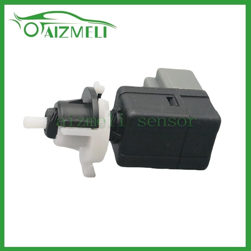 93810-3S000 Brake Stop Light Switch For Hyundai Accent 11 Atos Azera Elantra Eon I30 I40 I45 Reina Santa Fe Solaris 938103S000