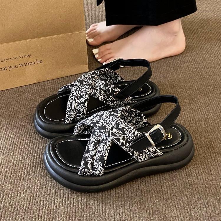 Летние сандалии с толстой подошвой и перекрестными ремешками для женщин