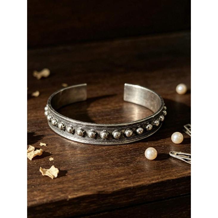 1pc Vintage Bohemian Cowboy Style Beaded Embossed Open Zinc Alloy Bracelet