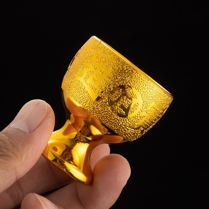 Пластиковая фруктовница и набор для подношений серии Gold: Имитация керамики с блюдом для подношений, чашкой, миской, винным кувшином, чайником и палочками для еды.