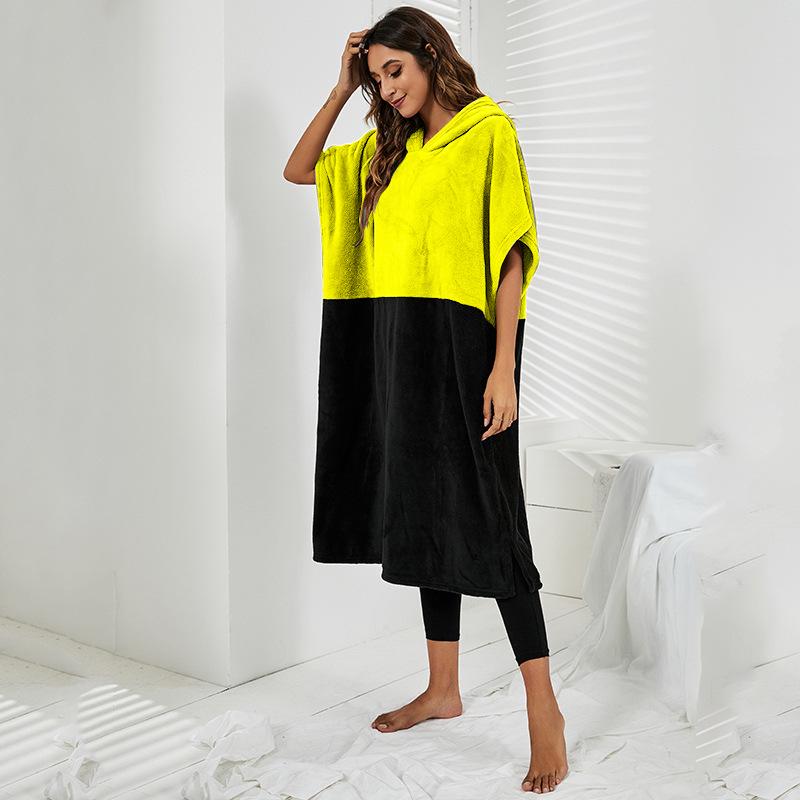 «Летний двухцветный повседневный халат из кораллового флиса с капюшоном»