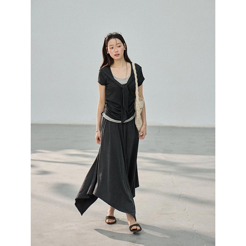 [Monsoon Journey] Goming Splicing Striped Fake Two-piece Top + Irregular Skirt Women's Summer Suit BN171