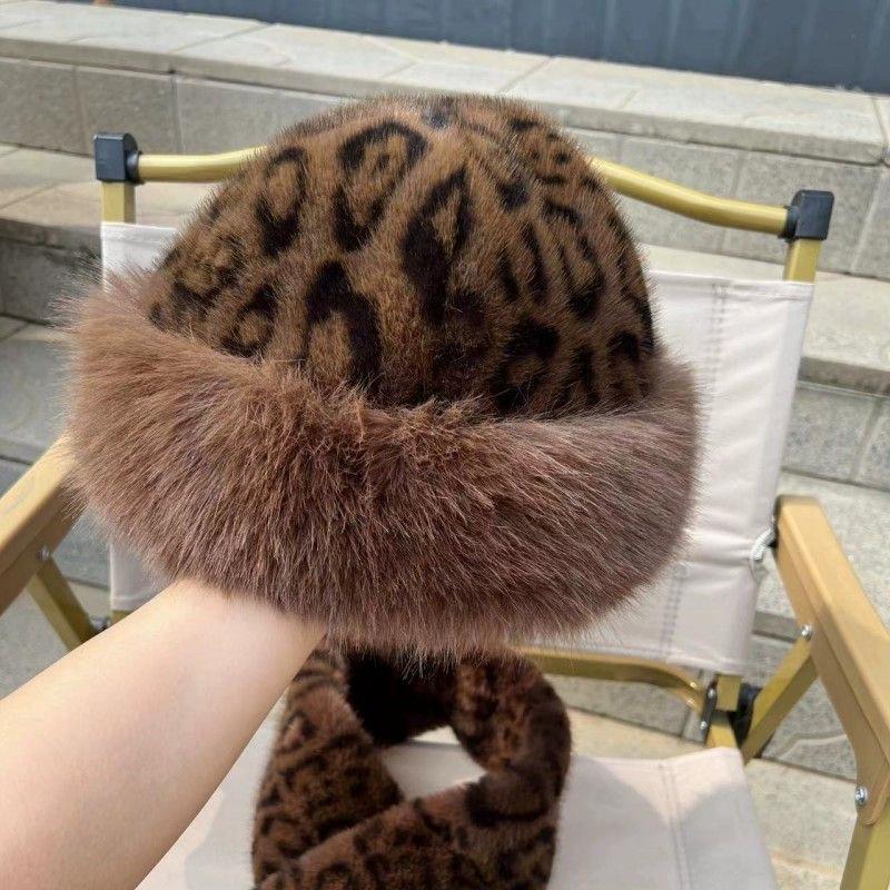 Шапка Женская Утепленная Ретро Леопардовый Принт Однотонная Защита Ушей Шапка Показывает Маленькое Лицо Монгольский Холодный Ветер Уличная Шапка-Дыня Термальная Шапка-Тазик