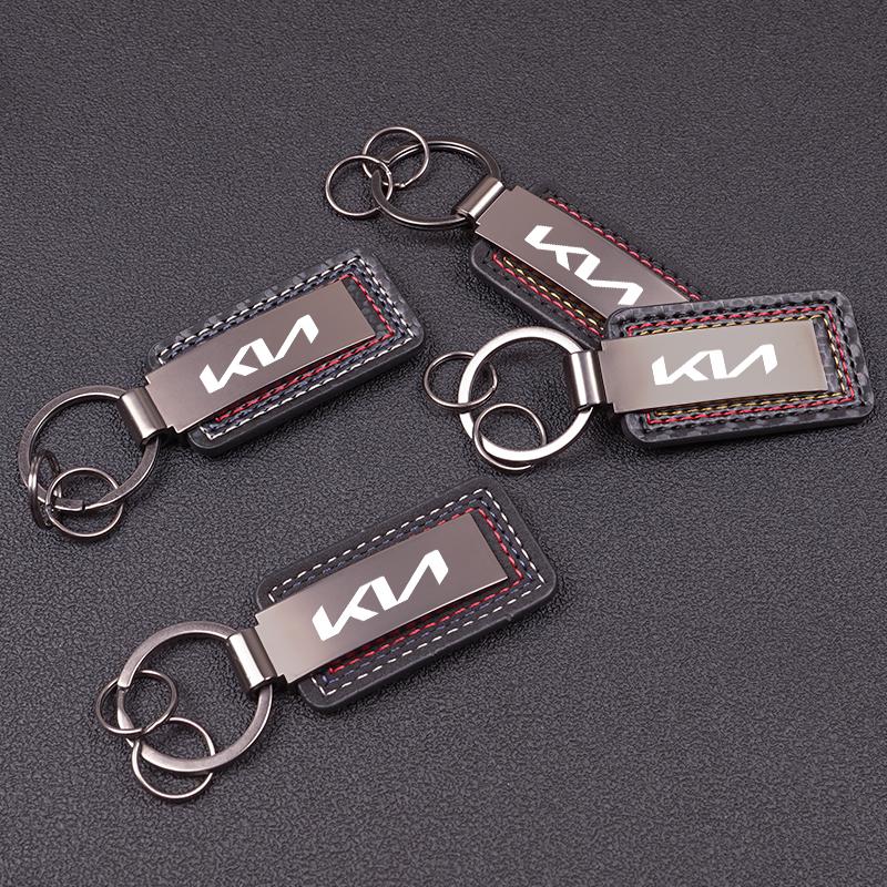 MCIY6 Luxury Metal Laser Engraved Retro Vintage Car Key Ring Keychain for Kia Rio Soul Seltos Forte K5 K3 Niro Sorento Stinger Sportag