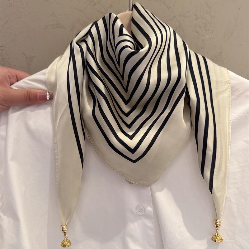 Magnetic Buckle Silk Neck Scarf: Triangle Design for Women, 70x70cm, Lightweight Spring/Summer/Autumn Accessory