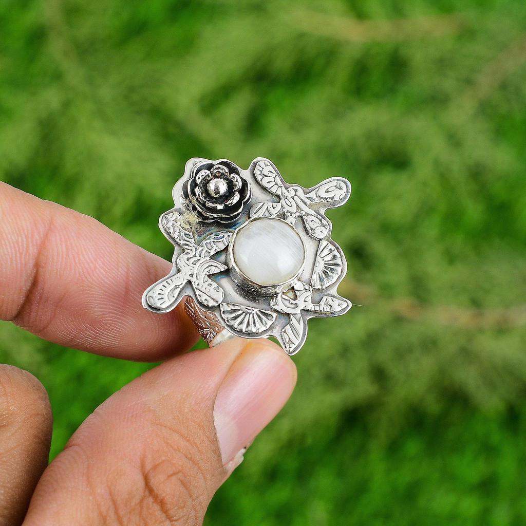 925 Sterling Silver Crown Chakra Rainbow Moonstone Gemstone Sister Flower Ring