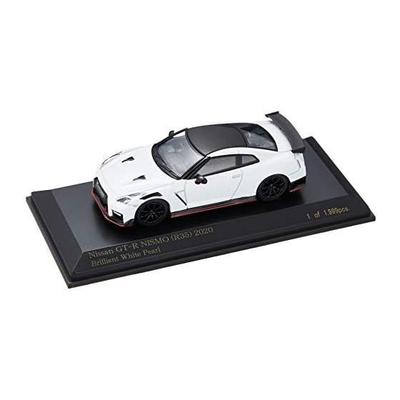 CARNEL 1/64 Nissan GT-R NISMO (R35) 2020 Яркий Белый Жемчуг
