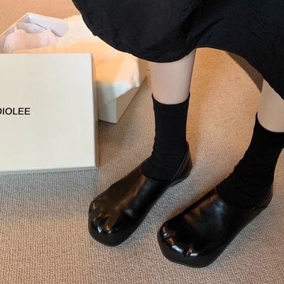 Весна и осень 2025 новые туфли с кошачьими когтями персонализированные маленькие кожаные туфли женские личность милые jk ветер мягкая кожа один педаль плоские одинарные туфли