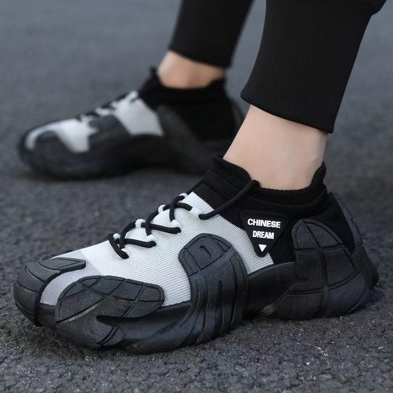 2025 spring new men's shoes lazy breathable mesh one pedal dad elastic socks casual shoes fashion trendy shoes