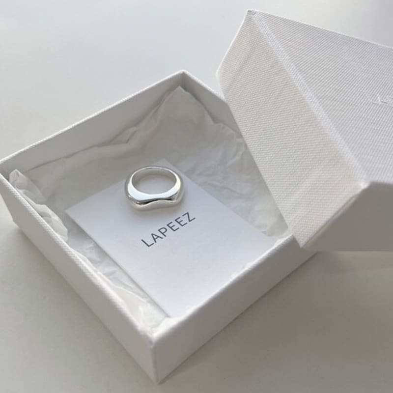 LAPEEZ Horn Ring