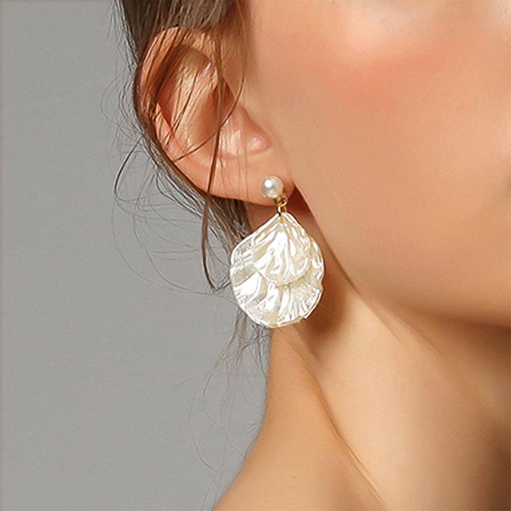 New Shell Style Women Earrings Simple Versatile Earrings Sweet Fan Shell Earrings