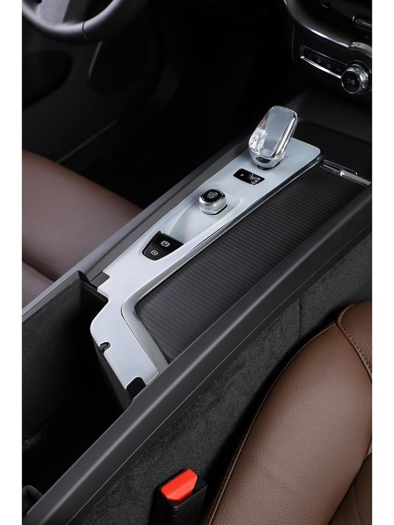 Силиконовые защитные накладки для консолей и панелей переключения передач Volvo XC60, S90, S60, XC90 и V60.