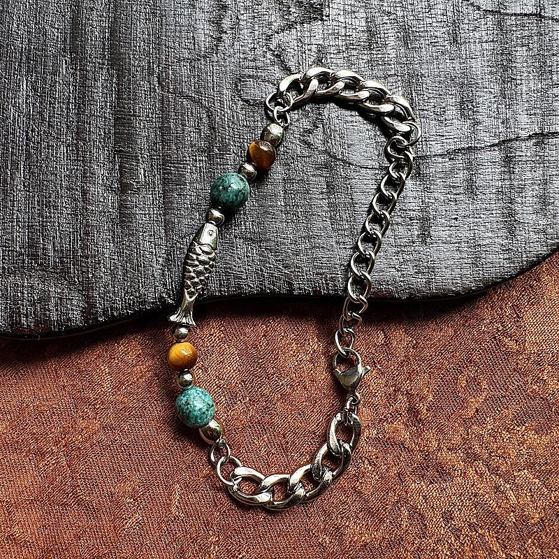 Gaga Autumn Silver Fish Bracelet: Retro Chinese Tide Design