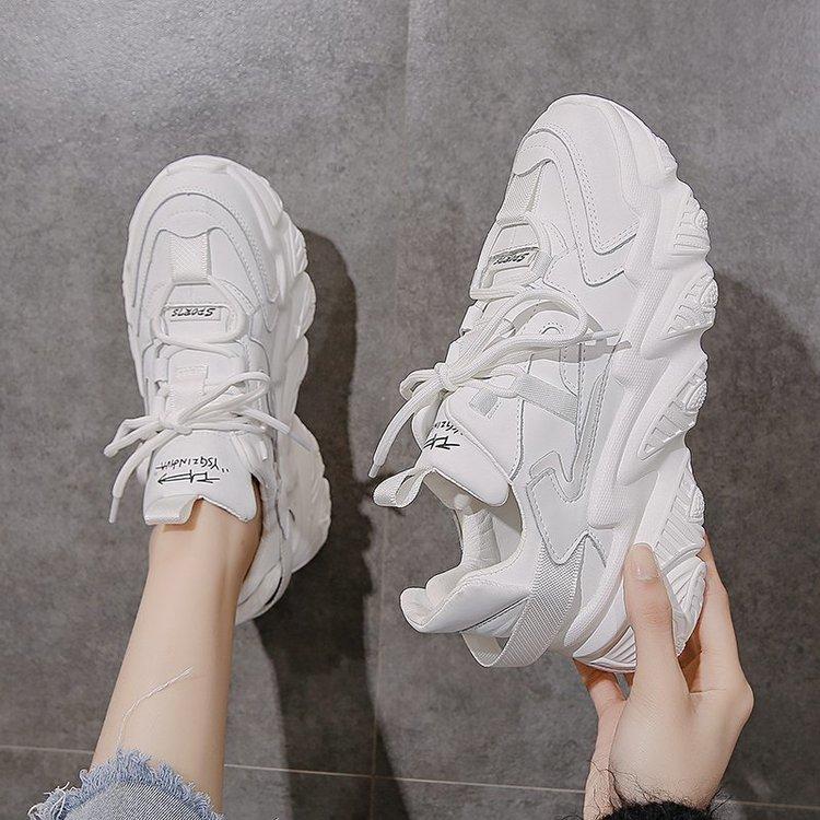 Мода 2024 года, белые женские туфли, новые массивные кроссовки для женщин, белые вулканизированные туфли на шнуровке, повседневная модная обувь для пап, кроссовки на платформе