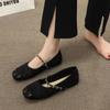 Женская обувь на плоской подошве с квадратной головкой и цепочкой Весенняя мода для мелкой ходьбы Новые удобные элегантные женские туфли