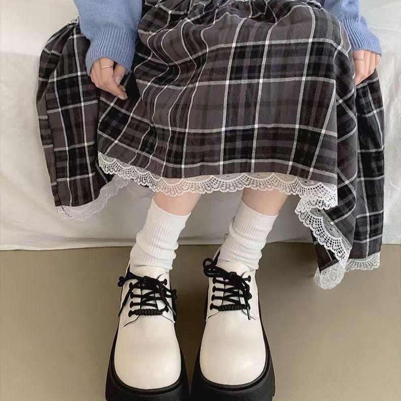 Туфли на платформе-маффине, женские, маленькие кожаные, новые осенне-зимние 2025 года, белые, в британском стиле, с круглым носком, на шнуровке, универсальные, японские одинарные туфли