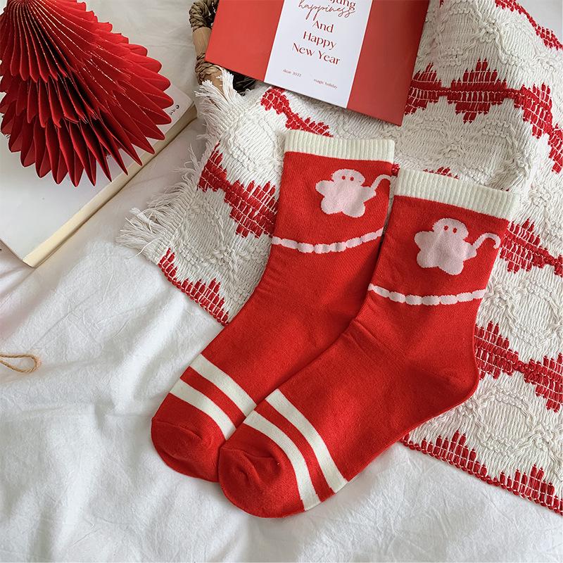 Женские рождественские красные носки до середины икры: Устойчивый к запаху, дышащий, унисекс, идеально подходит для осени и зимы.