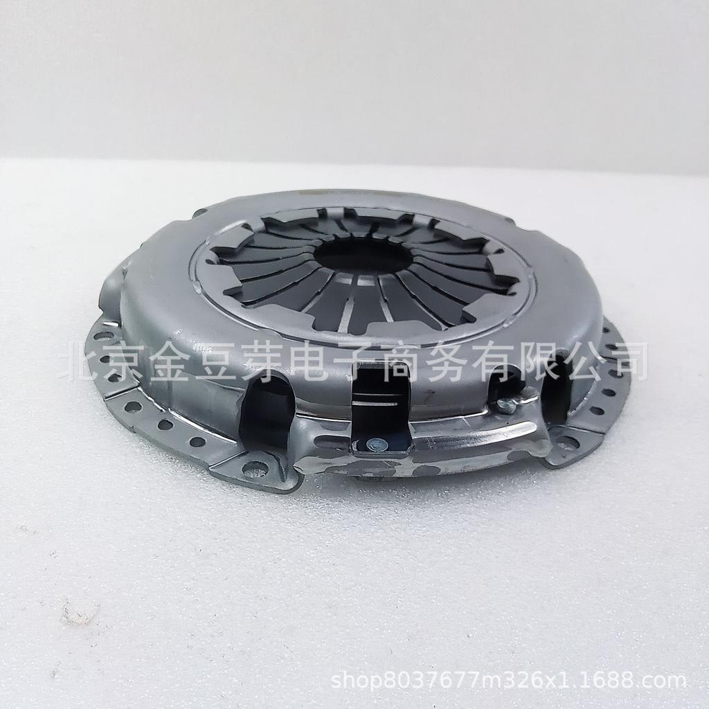 Корзина сцепления 30210-ED800-P для Nissan C11 L10