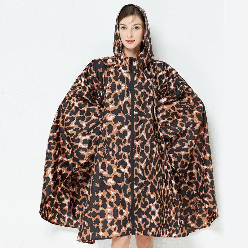Fashion Big Size Women Leopard Raincoat Lightweight Rain Coat Poncho Ladies Waterproof Cloak Raincoats Adults Windproof Rainwear