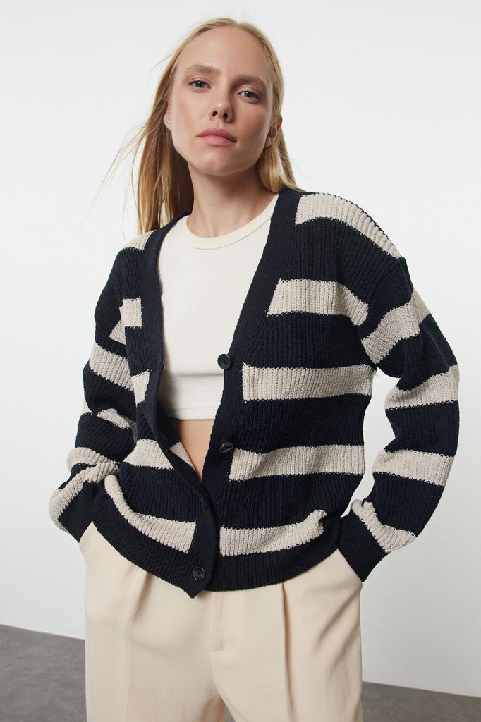 Women's Fashionable Stylish Cardigan Mink More Sustainable Wide Fit Soft Textured Knitwear Cardigan