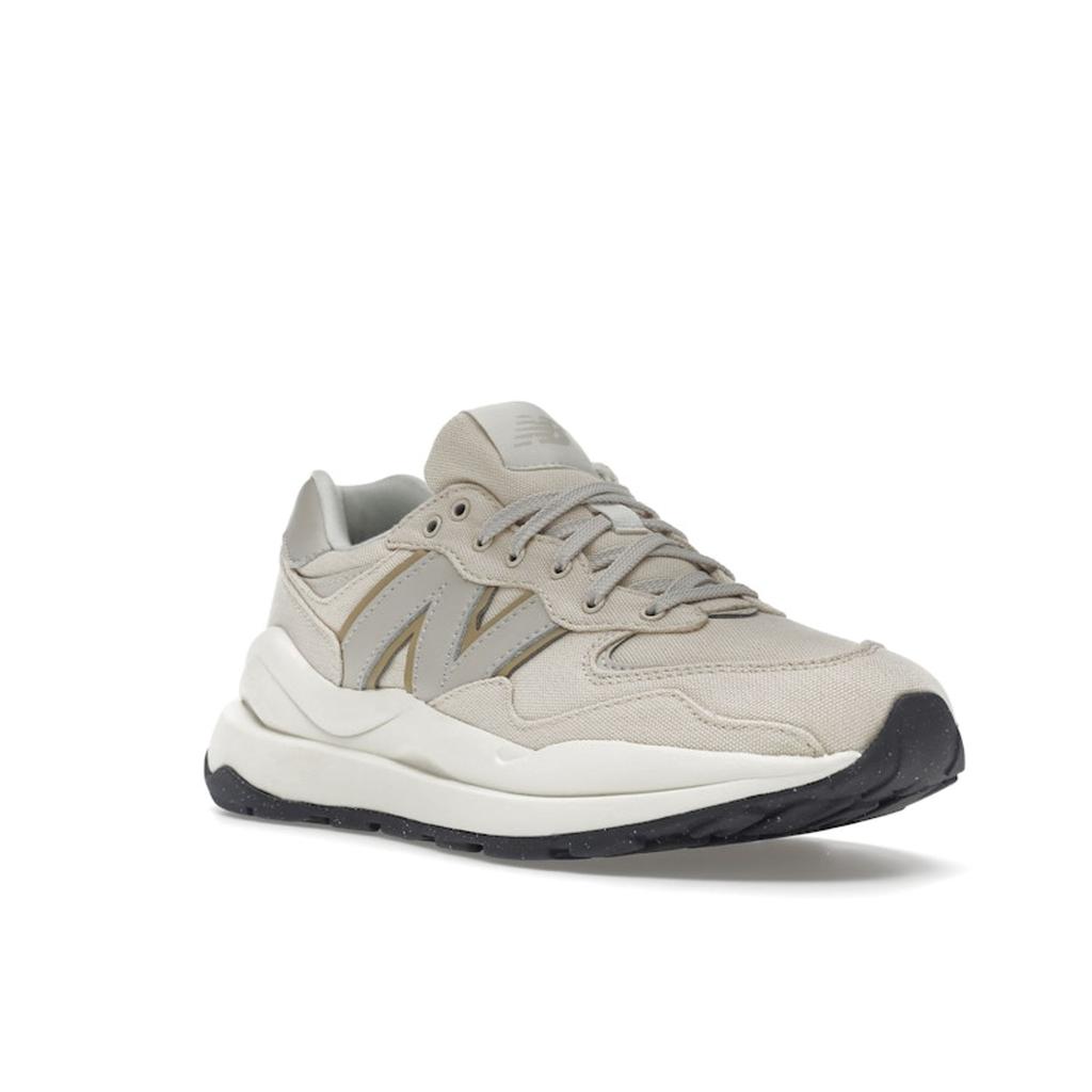 New Balance Женские кроссовки с морской солью и благовониями 57/40, кремовый магнит W5740PDA