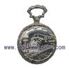Старинные карманные часы с дизайном поезда